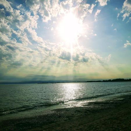Ty Betahon - 200M De La Plage Ambon Buitenkant foto
