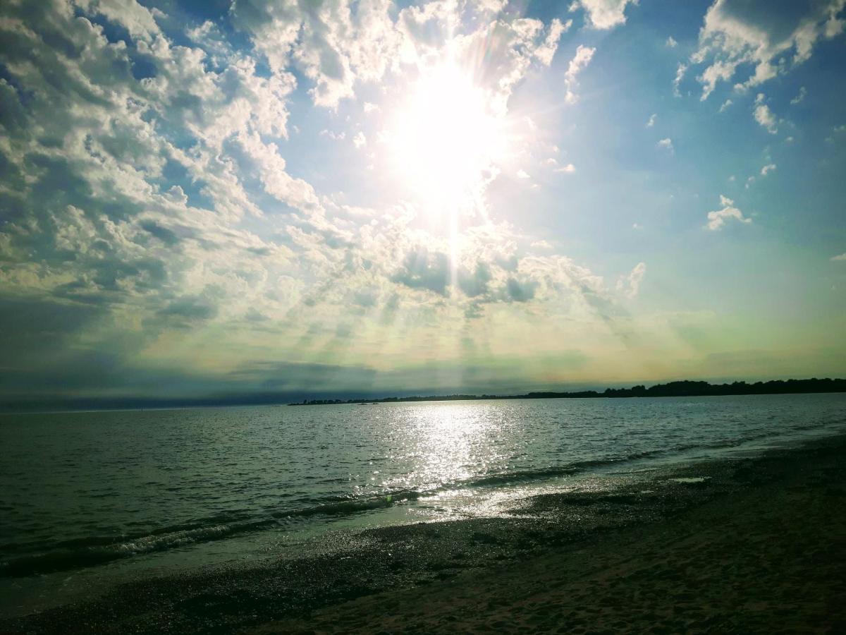 Ty Betahon - 200M De La Plage Ambon Buitenkant foto
